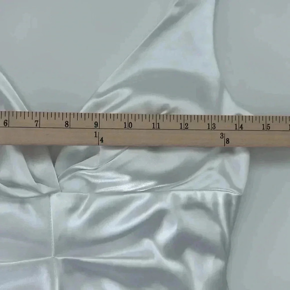 NWT Onyx Nite David’s Bridal Little Shiny White Dress - Picture 4 of 9